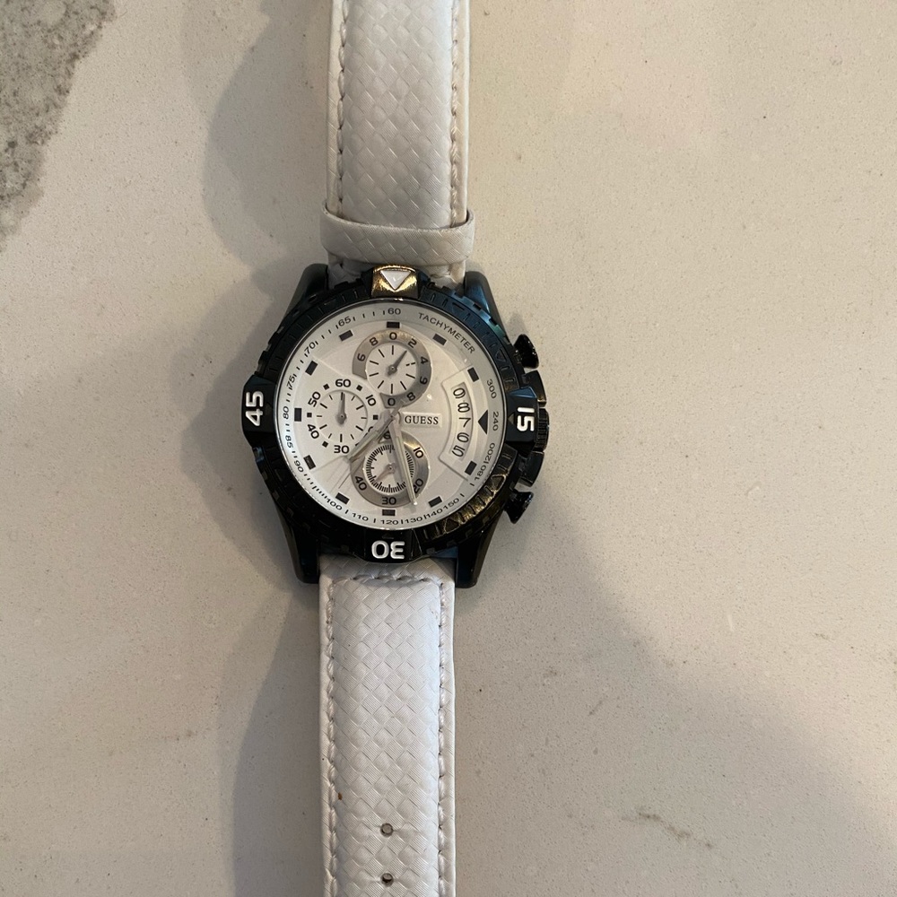 Men’s guess watch